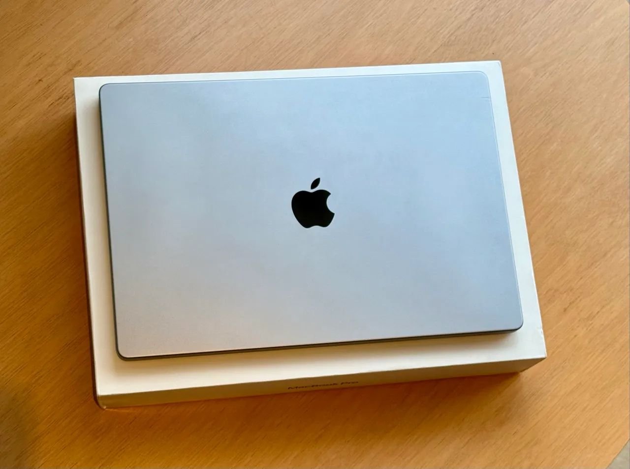 Apple Macbook Pro M1 Max 16インチ32GB/1TB Notebook Apple MacBook Pro (de 16 polegadas, Processador M1 Max da