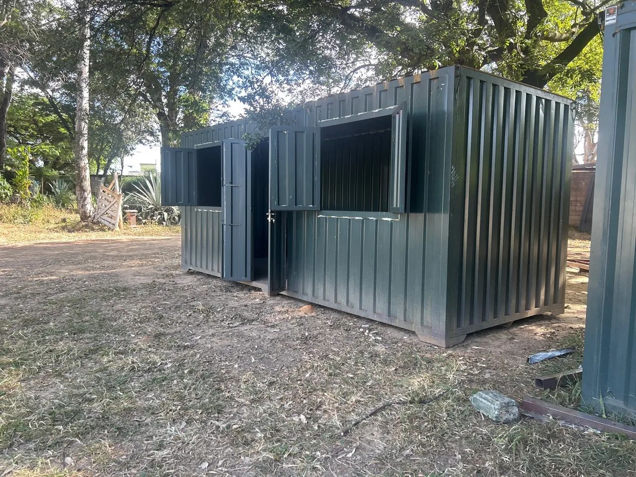 Contêiner casa porta janela 12 x cartão  - Foto 5
