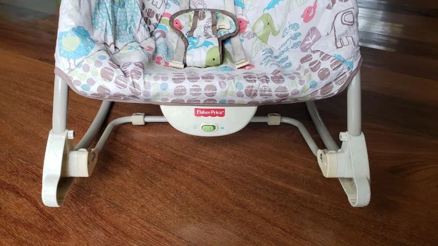 Cadeira de balanço/descanço vibratória Fischer Price - Foto 3