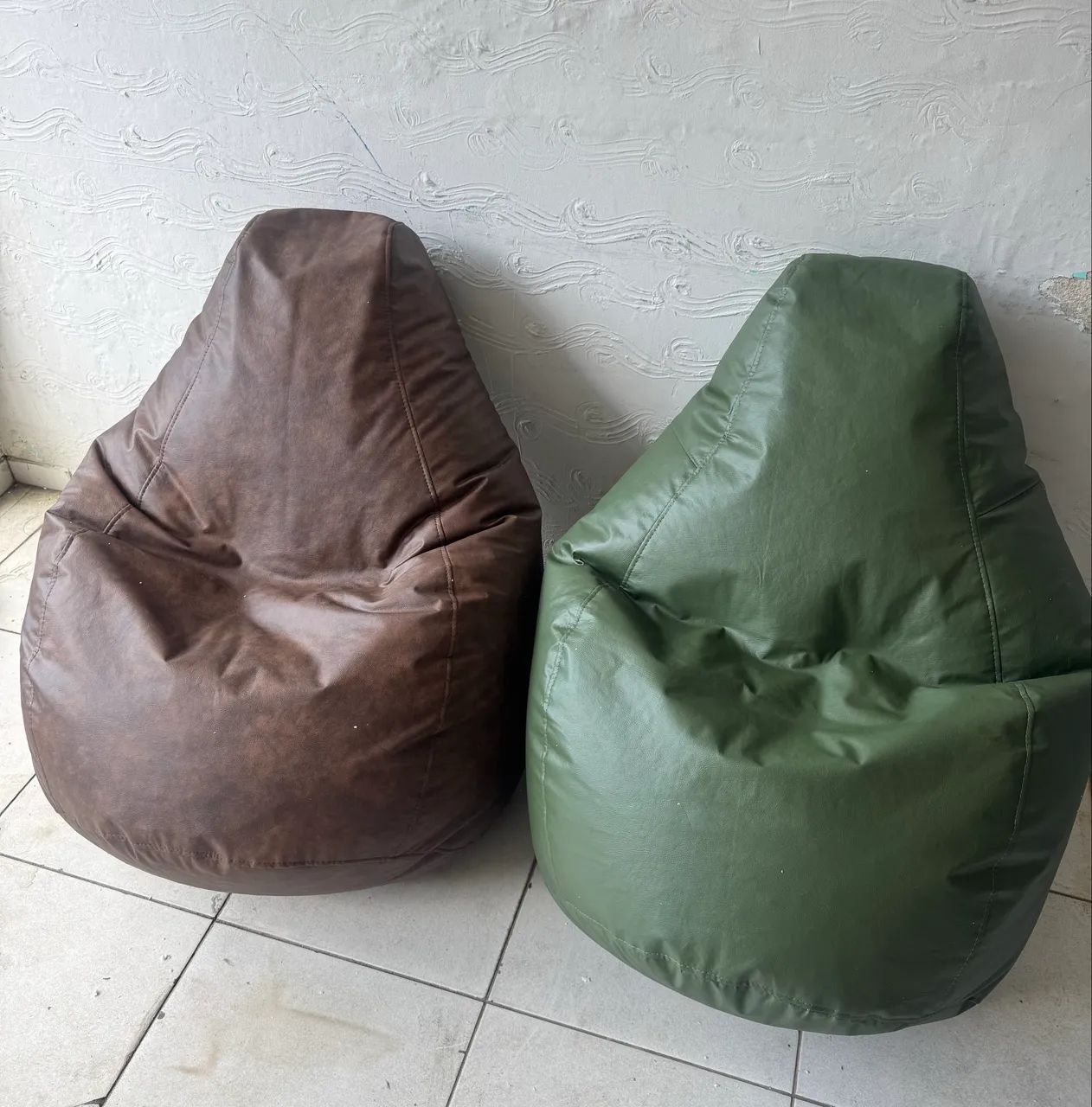 Puffe Pera Verde e Marrom