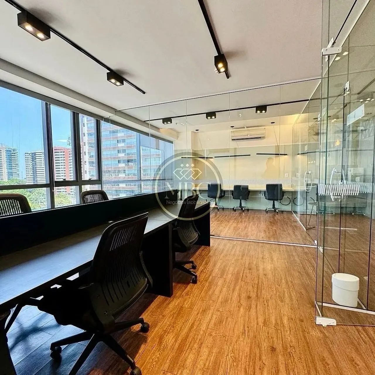 Sala comercial no Soberane, 80m2