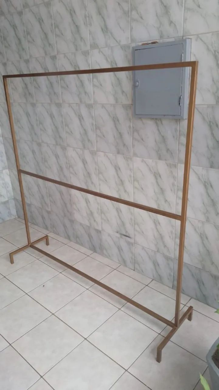 Expositor de roupa  - Foto 3