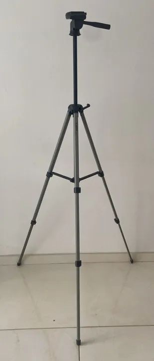 Tripé filmadora Canon CVP - 180 antigo - Foto 6