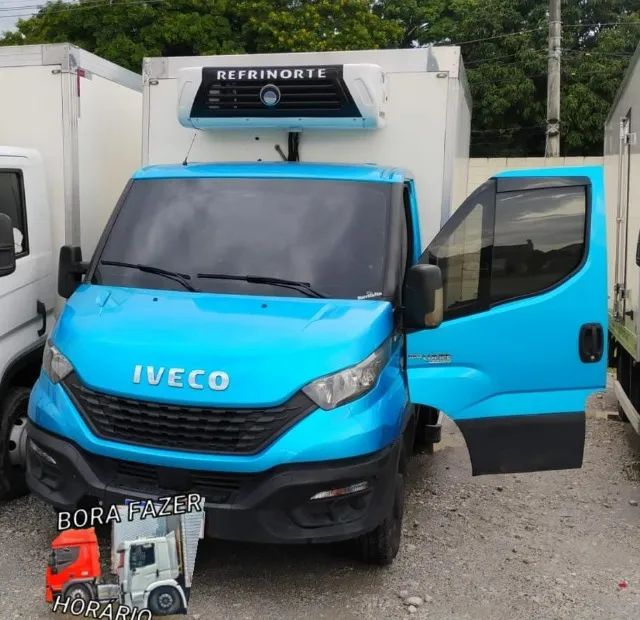 Vende-se Iveco Refrigerada c/ Serviço