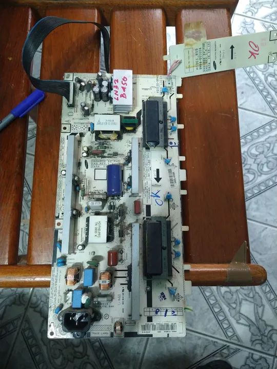 Placa da fonte tv Samsung ln32b450