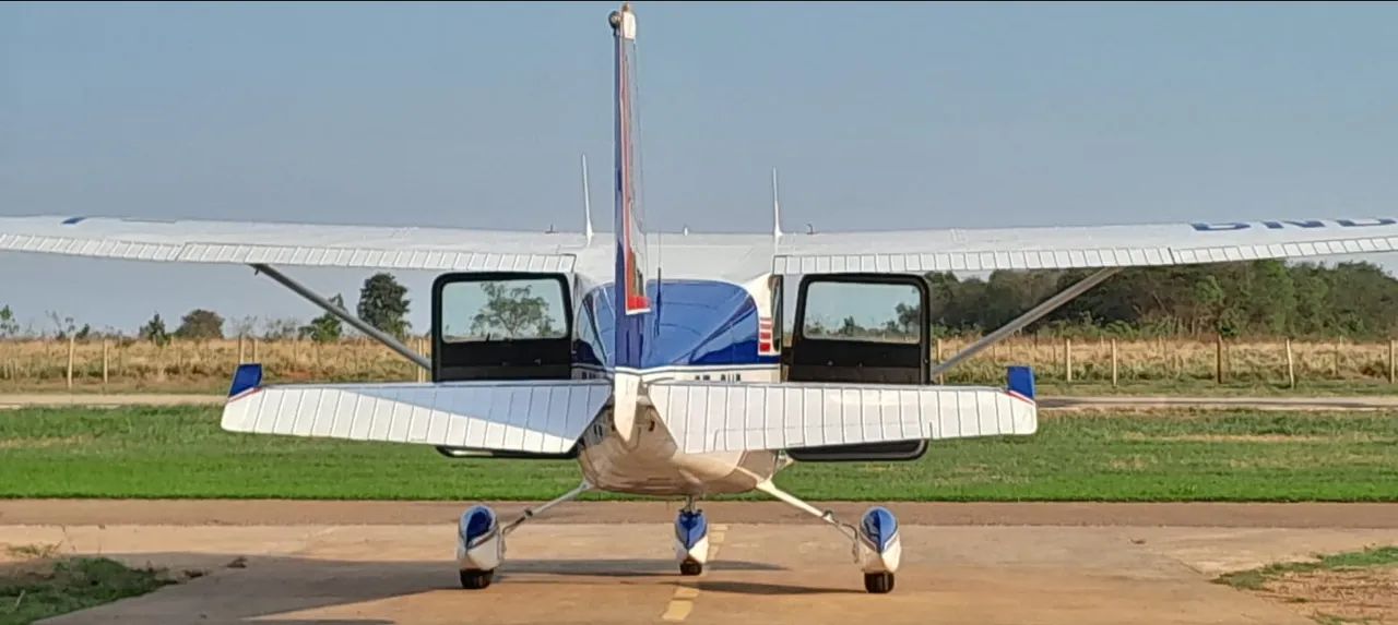 Avião Cessna 172B ano 1961 com motor de 145 HP, no MT - Foto 2
