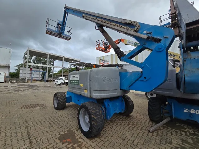 PLATAFORMA ELEVATORIA GENIE Z80/60