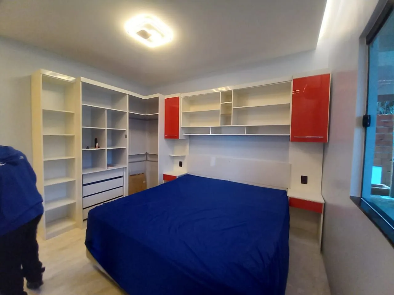 Aluga-se Casa Semi Mobiliada