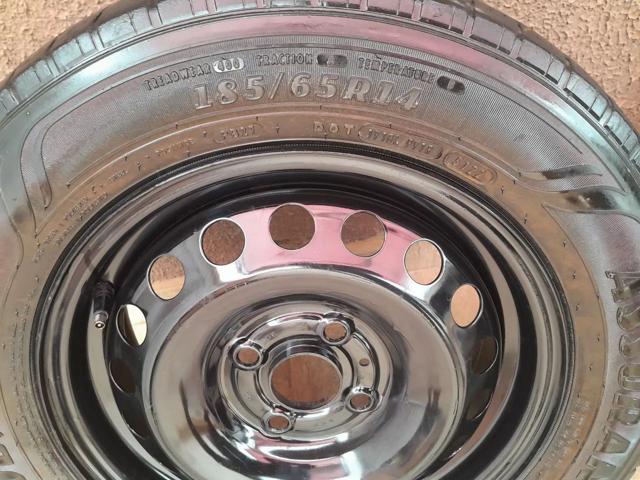 Estep Pneu Goodyear Assurance 185/65R14 - Foto 2