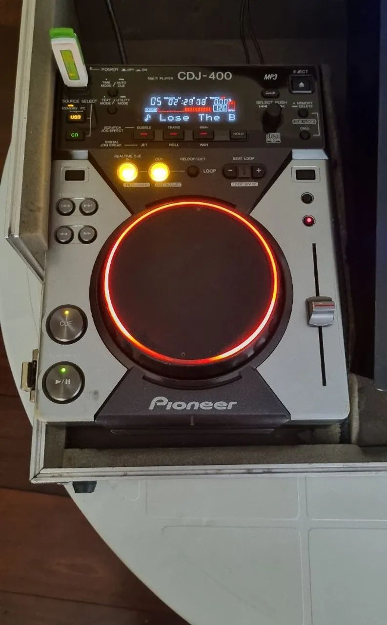 CDJ 400 Pioneer - o par + mixer Behringer ddm 400 + case - Foto 3