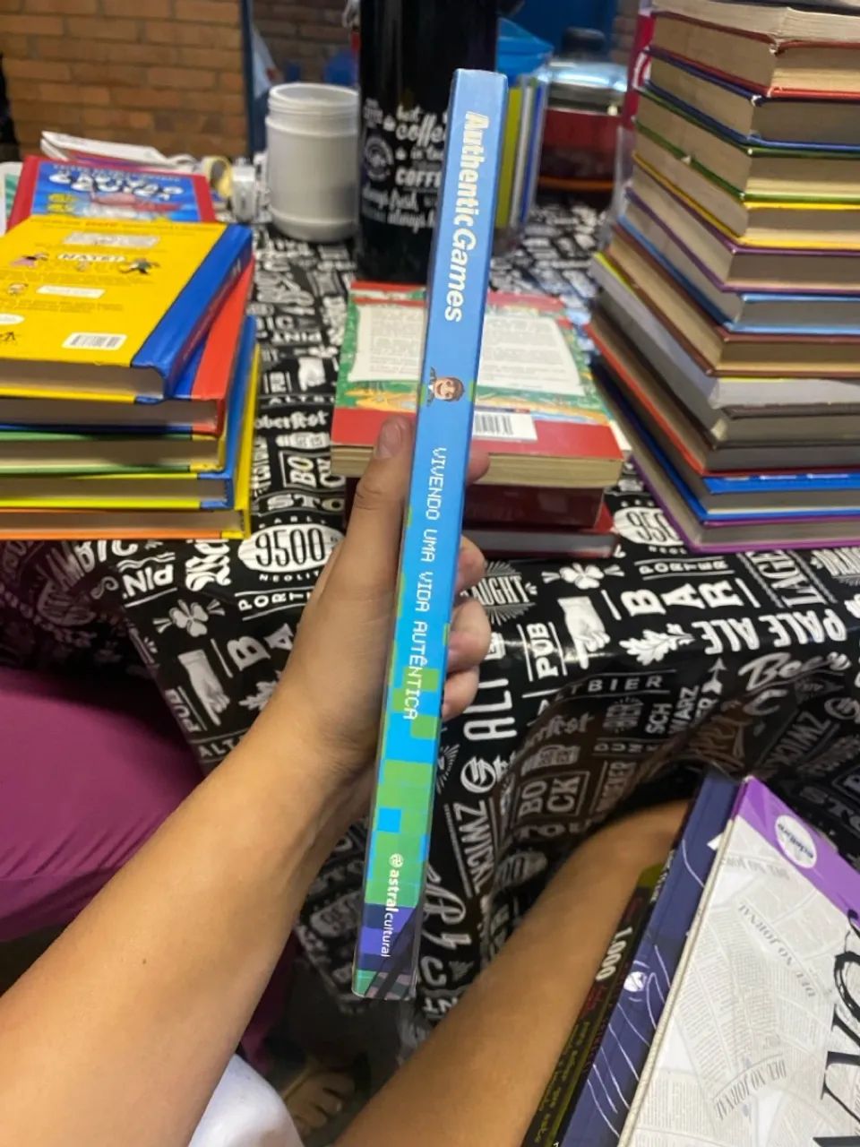 Livro Authentic Games - Vivendo Uma Vida Autêntica - Foto 2