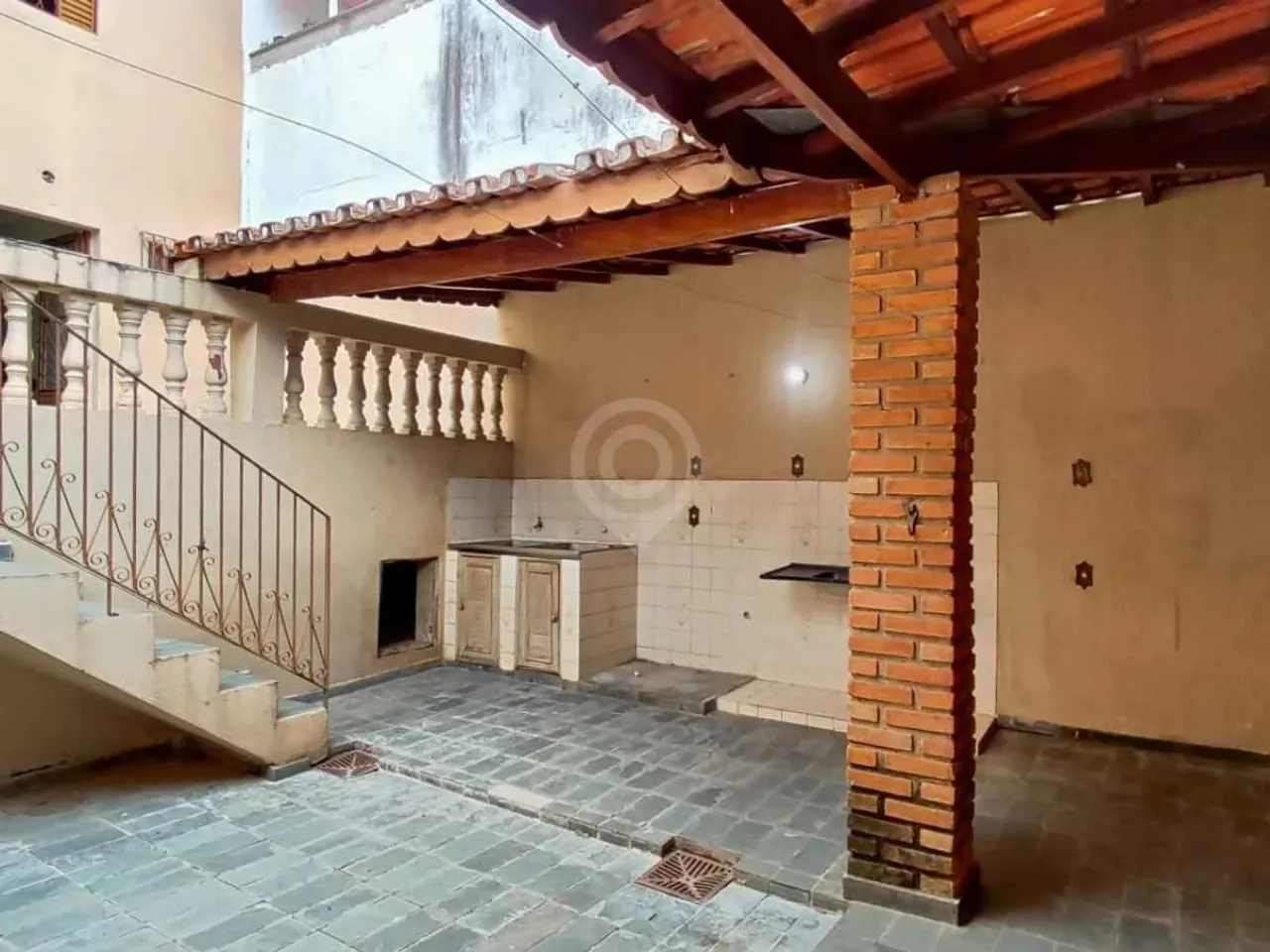 Casa de rua : Sobrado / Residencial / Jardim México