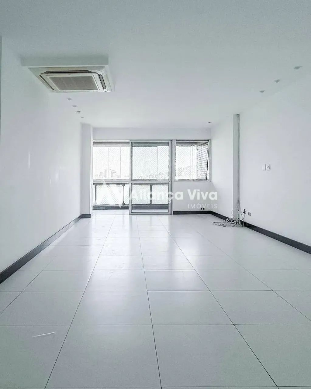 Exclusivdade na Lagoa - 3 quartos, 160 m² com vaga e vista indevassada - Foto 2