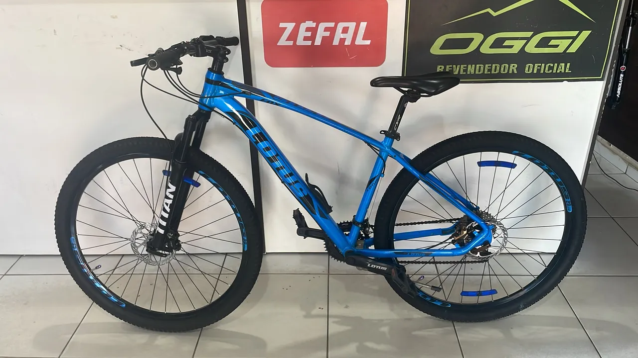 Vendo bicicleta lotus aro 29
