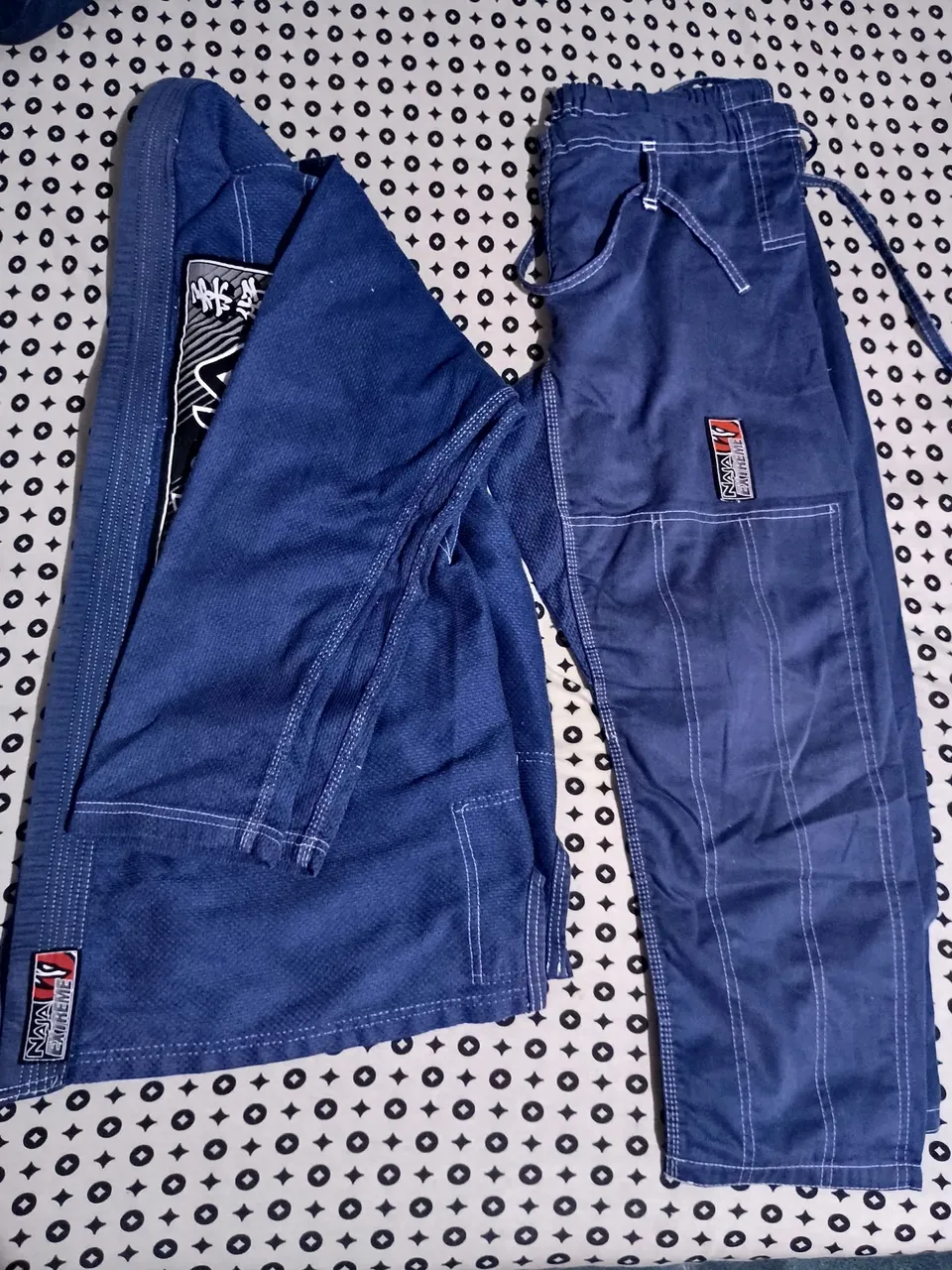 Kimono de Jiu-Jitsu Naja Extreme Azul - semi-novo