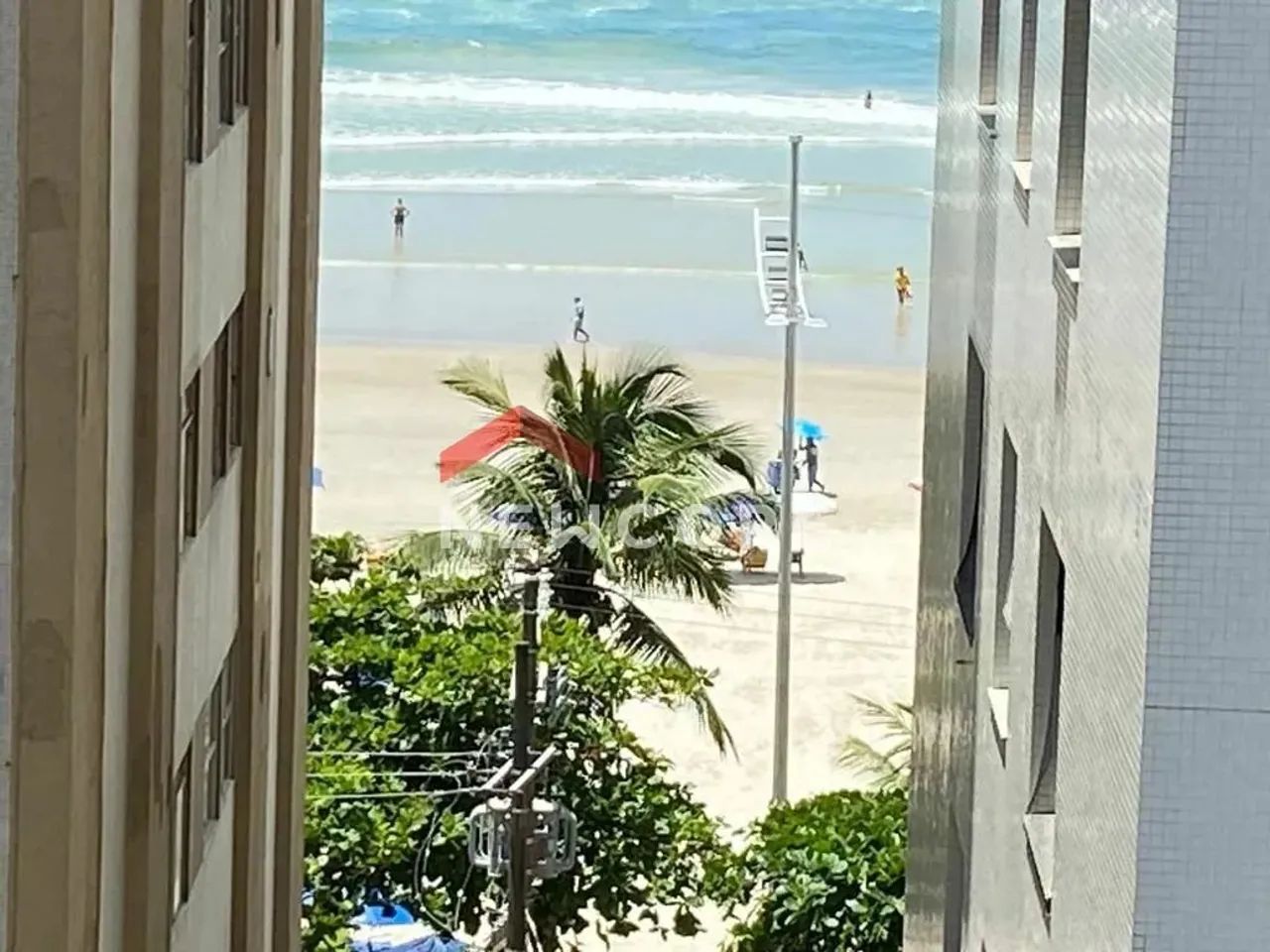 Apartamento em Rua Sílvia Valadão de Azevedo - Pitangueiras - Guarujá/SP