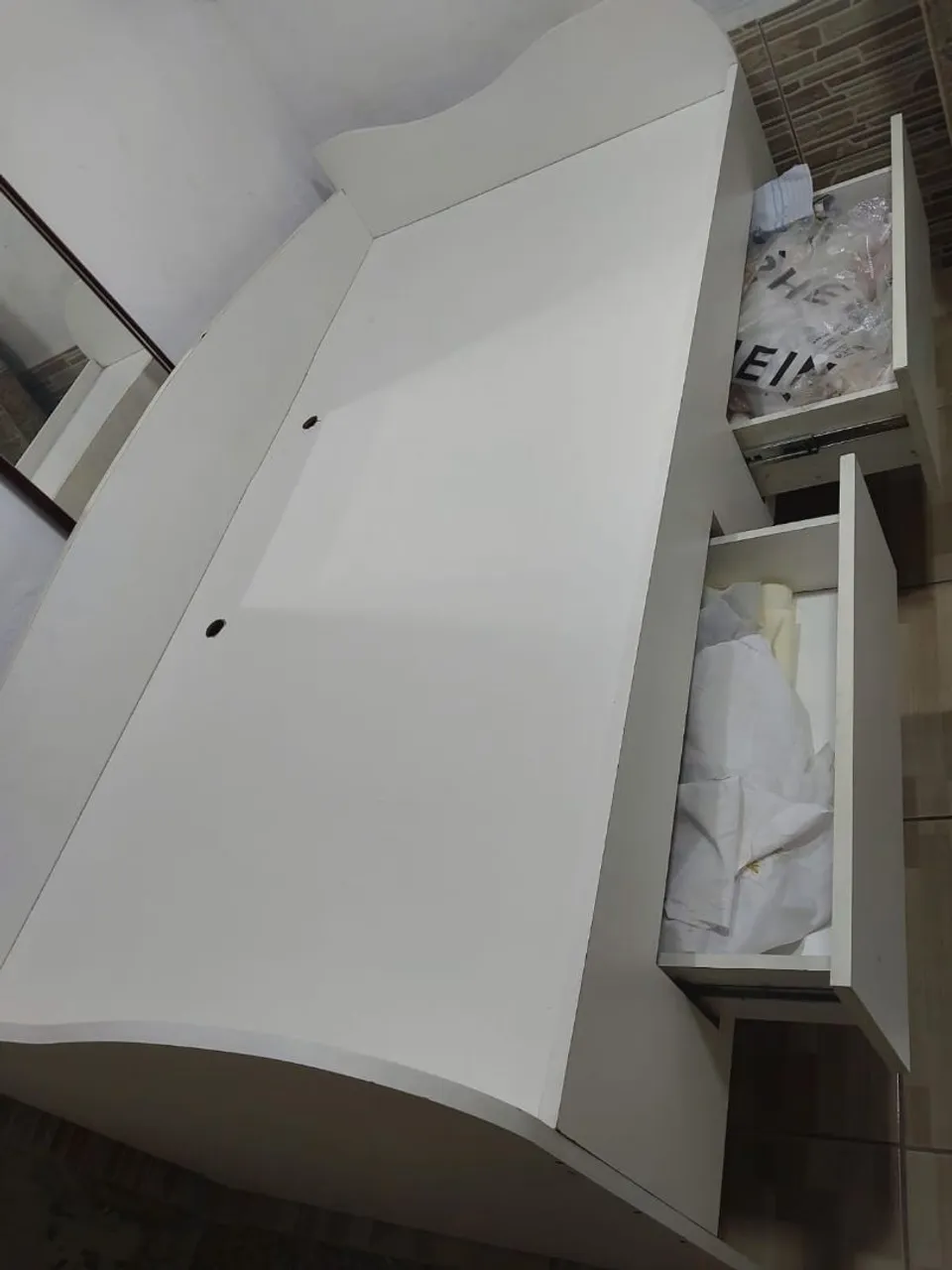 Cama box com gavetas
