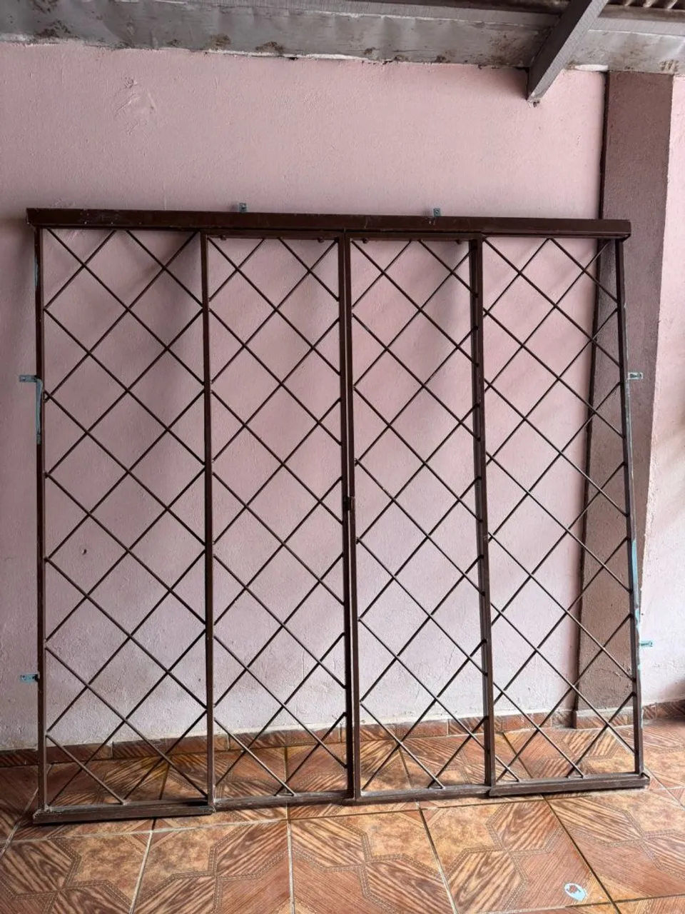 Grade de proteção para janelas/portas