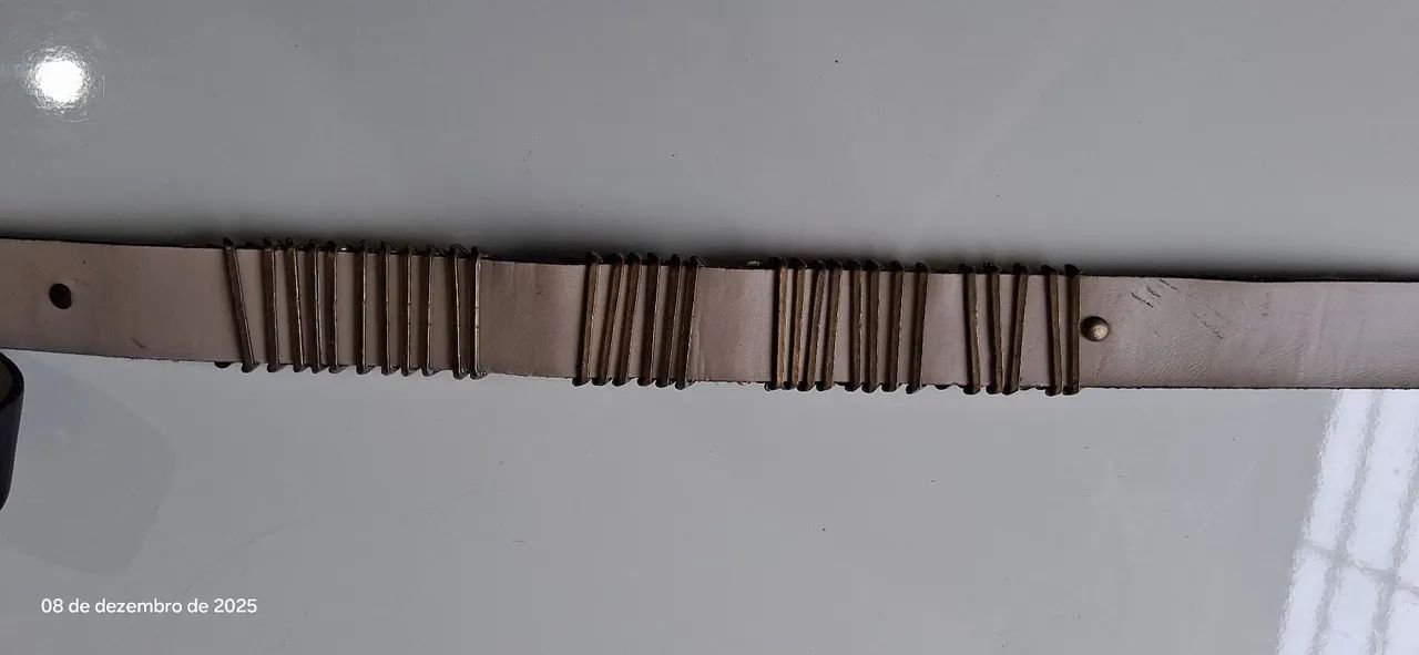 Cinto de couro e metal - Foto 2