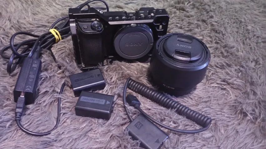 sony a6400 + Lente 50mm 1.8 - Câmeras e Filmadoras - Tenoné, Belém