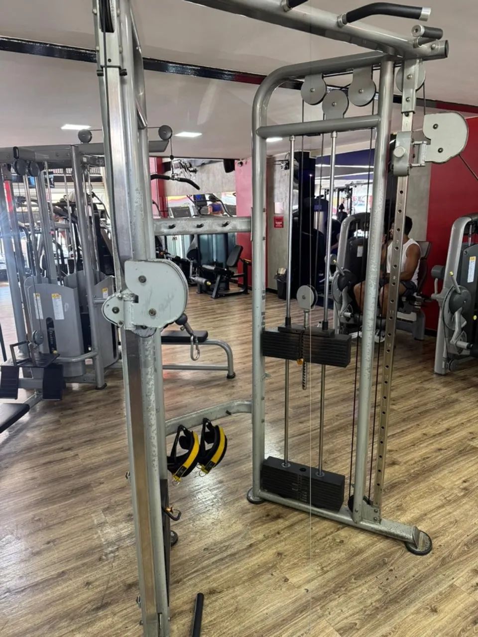 Aparelho de Musculação - Cross Over Athletic 