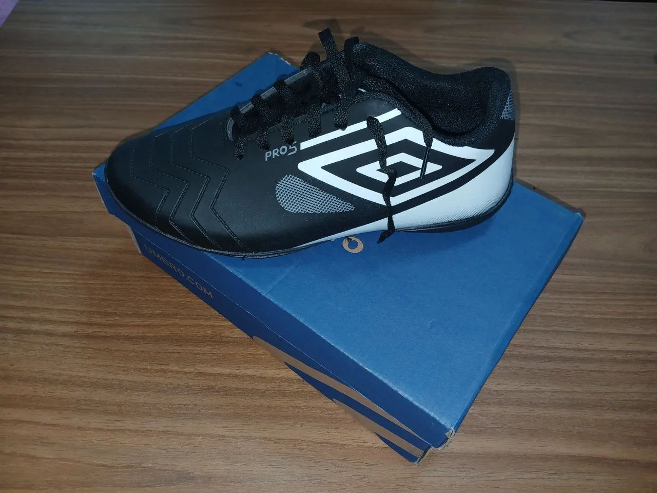 Chuteira Futsal Umbro 