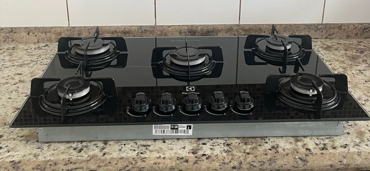 Cooktop Eletrolux 5 bocas seminovo 220v - Foto 3