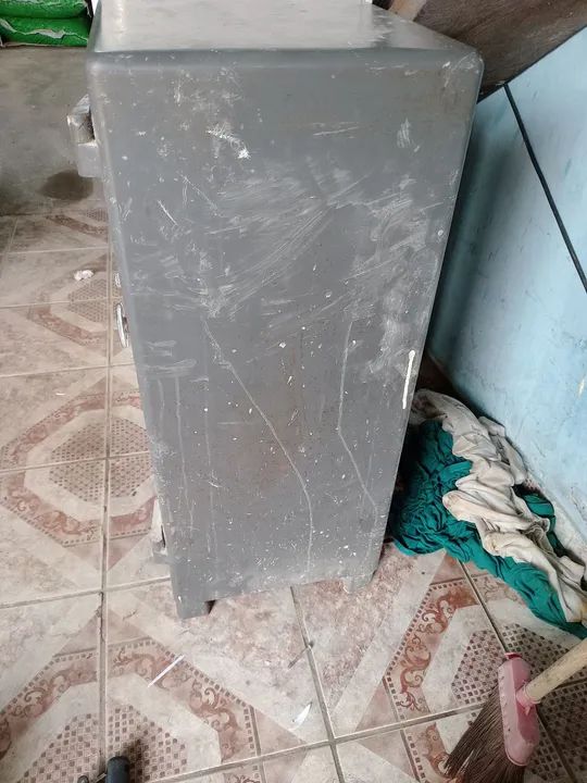 Vendo esse cofre "Leia a Descrição" - Foto 4