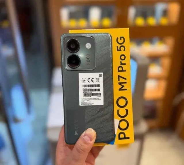 Lacrado - Xiaomi Poco M7 PRO 5G - 256GB Rom / 8GB Ram - Versão Global + Capa e Película