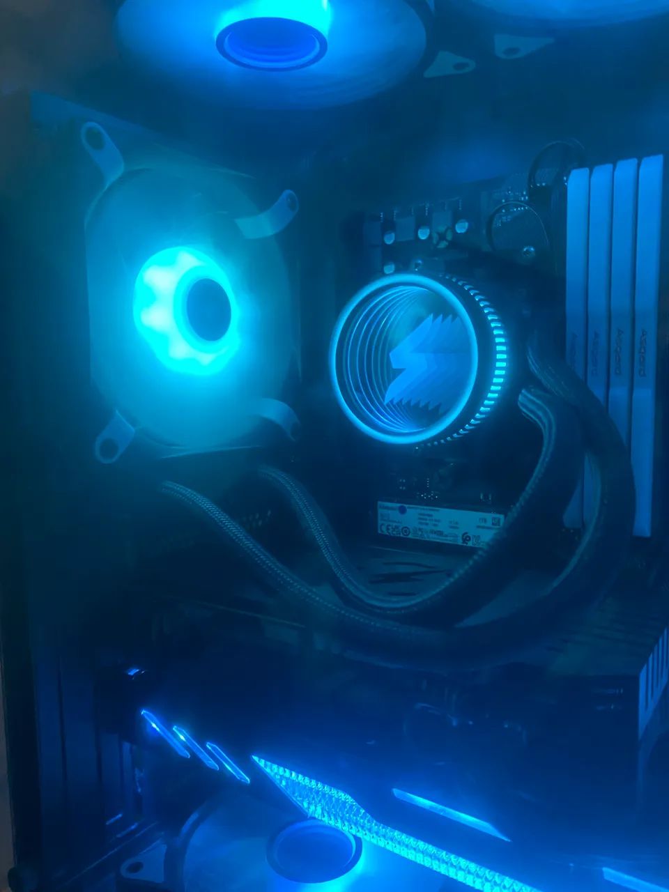 Pc gamer 64842043322370121