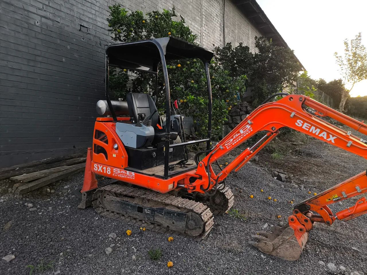 Mini escavadeira Semax Nova - Foto 2