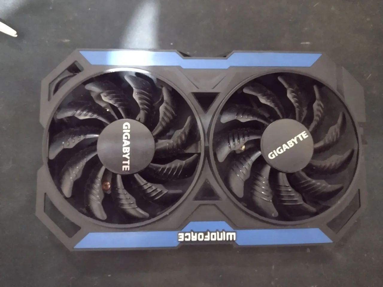  2 Fans da Placa de Vídeo Gigabyte WINOFORCE GTX 960 MINI ( 4Gigas )