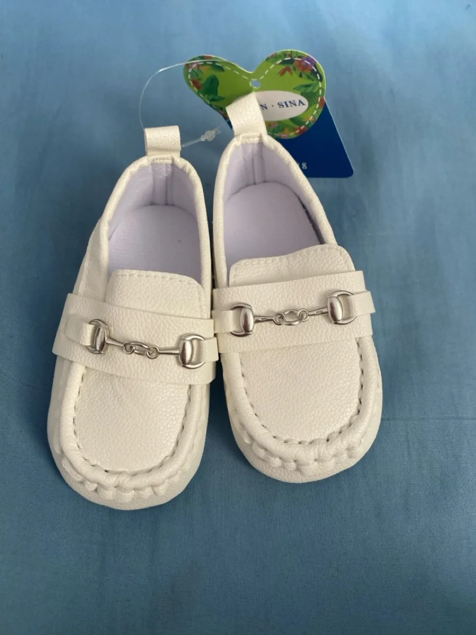 Sapato bebê branco social
