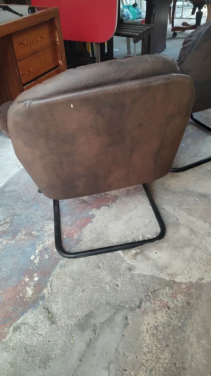 Belíssimo par de poltronas  - Foto 4