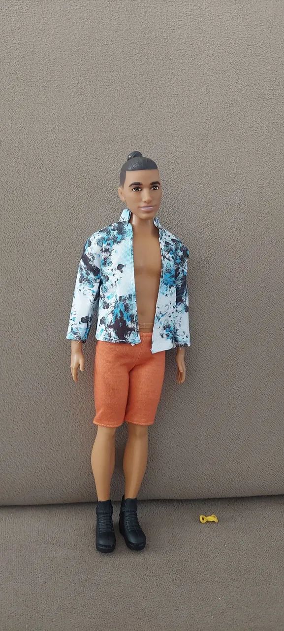 Boneco Ken Fashionista com coque. - Foto 2