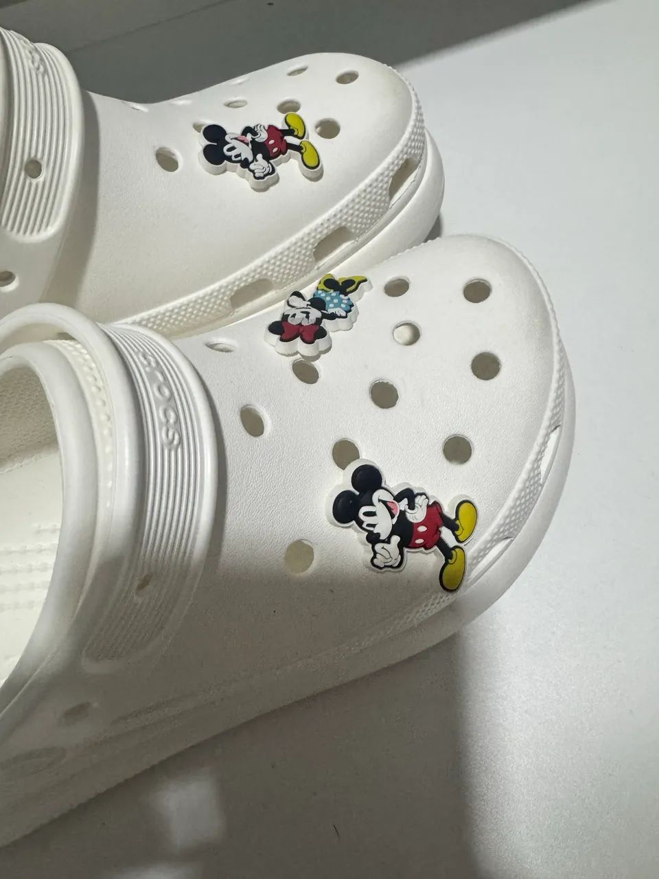 Sandália Crocs - Foto 2