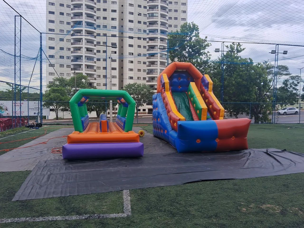 Pula pula , Futebol Inflável , tobogã , pipoca , algodão doce  - Foto 2