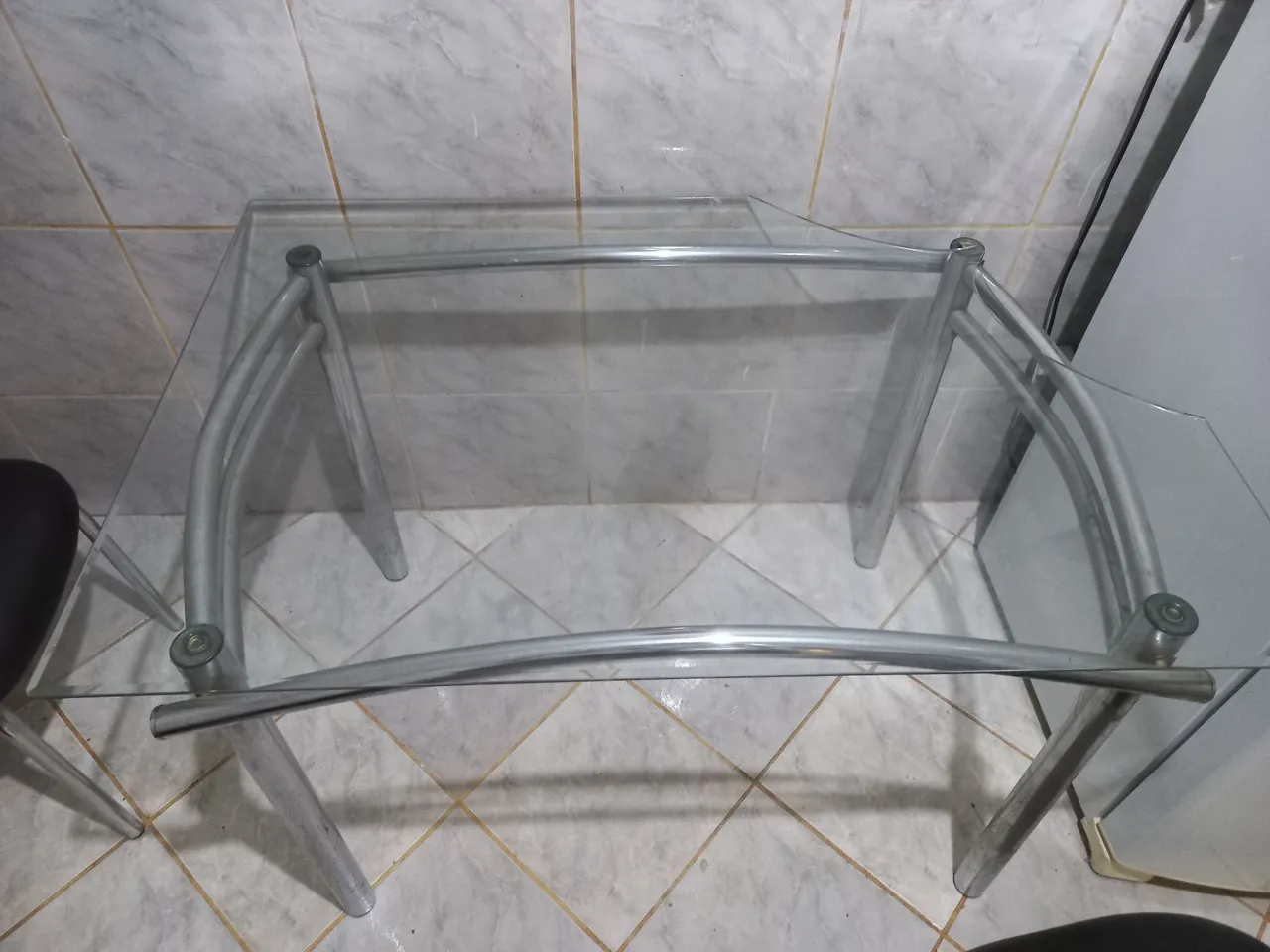 Suporte de mesa sem o vidro
