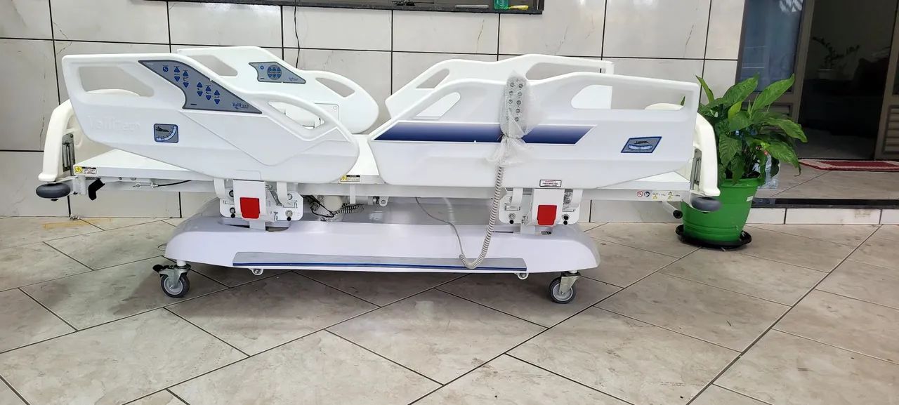 Cama hospitalar elétrica com 12 movimento - Foto 4