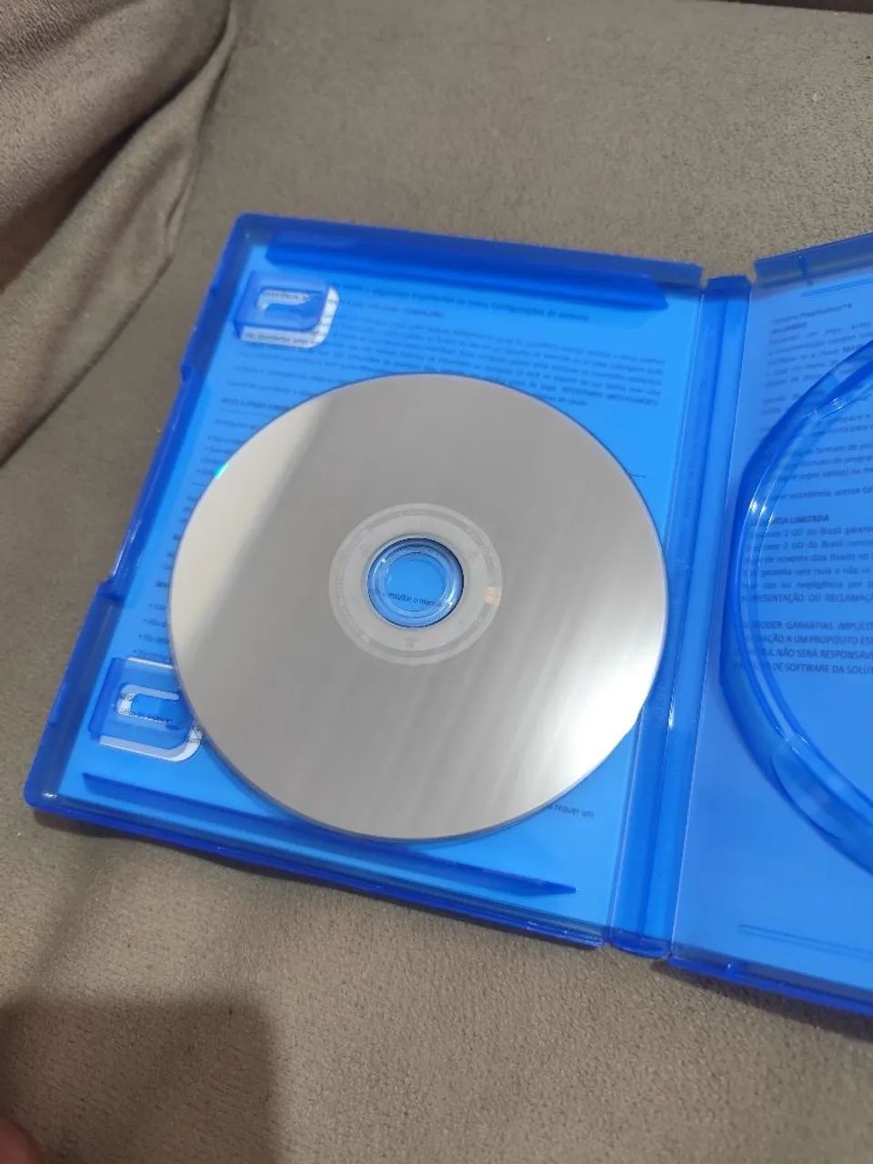 Resident Evil 4 PS4 - Foto 4
