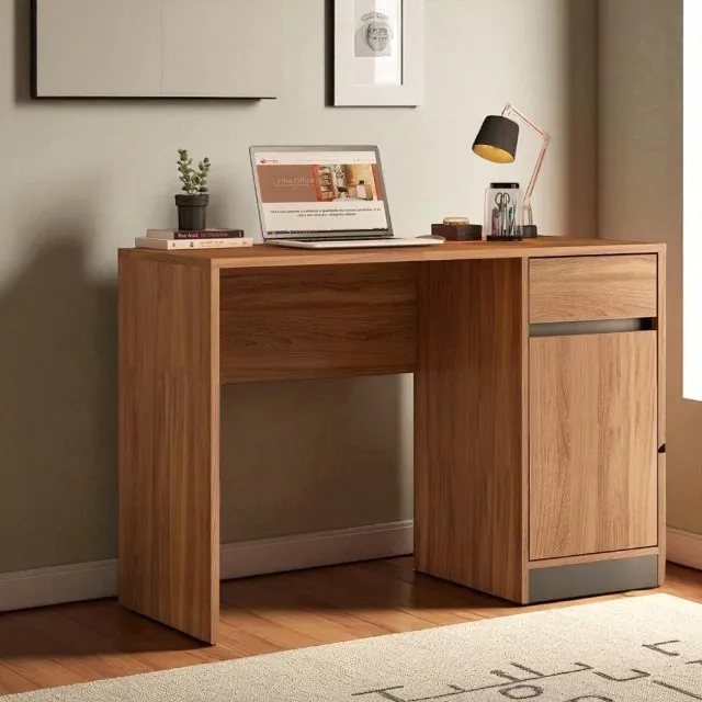 Mesa de escritório bonito