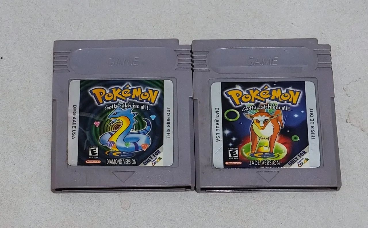 Cartuchos Pokémon Diamond e Jade Version Game Boy Jogos de