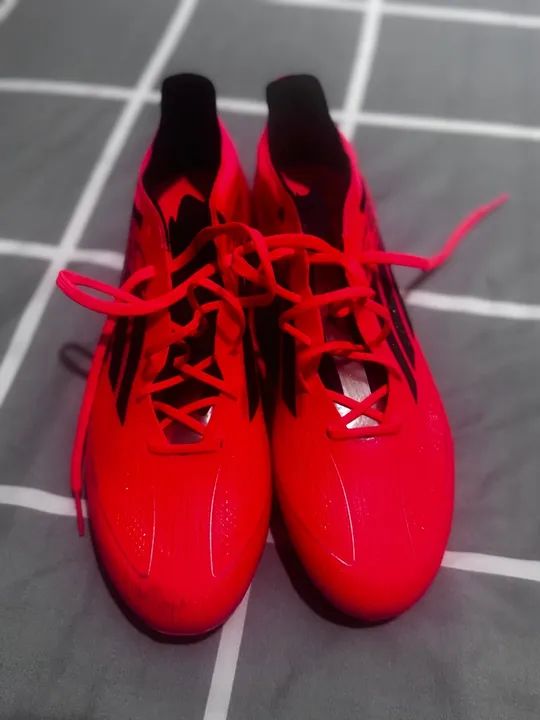 Chuteiras Adidas F50 -nova  - Foto 5