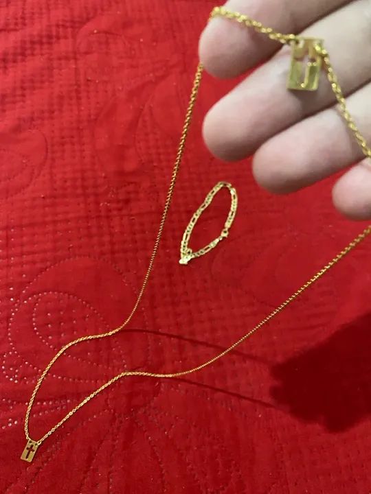 Conjunto de Colar e Pulseira em Ouro 18k