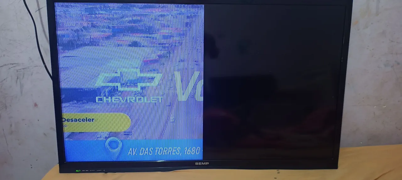 TV 40 POLEGADAS SEMP TOSHIBA com defeito