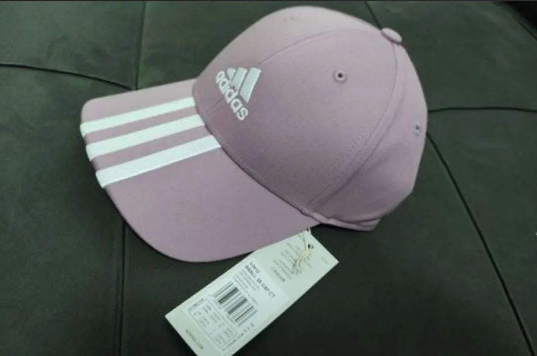 Boné Adidas Rosa com Listras Brancas - Foto 2