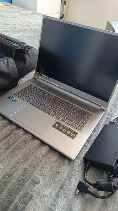 Acer Predator Triton 300SE Pt316-51s  - Foto 2