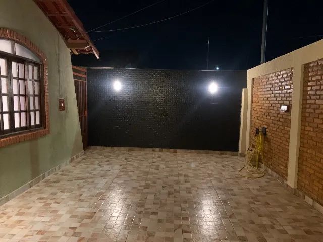 TOTALMENTE REFORMADA E PINTADA - Foto 3