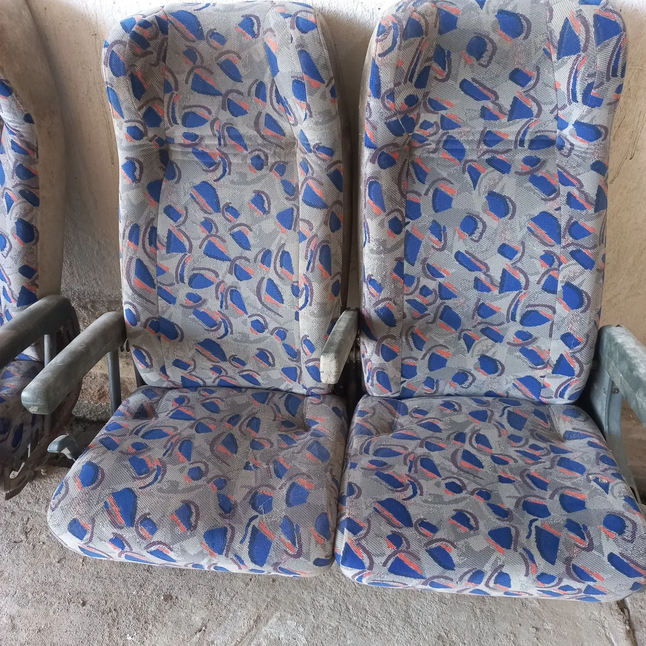 Assentos para ônibus - Usados, em ótimo estado!