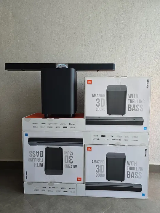 Soundbar JBL Bar 500 com Subwoofer - 3D Sound - Novo